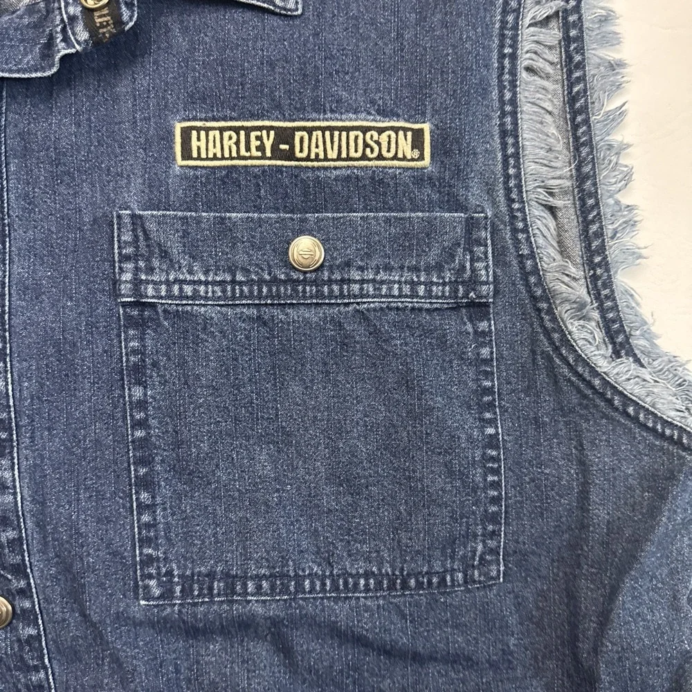 Harley-Davidson Embroidered Eagle Blue Frayed Denim Jean Mens Snap Vest Size X-L
